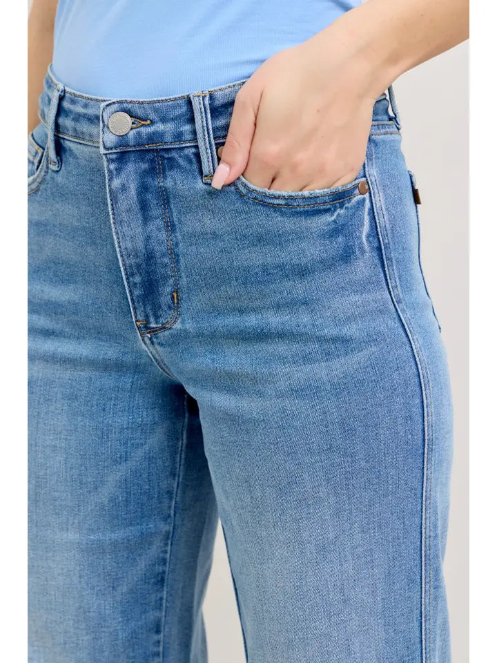 JUDY BLUE Mid Rise Tummy Control Vintage Wash Straight